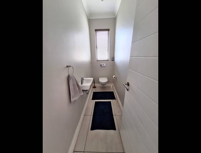 2 BEDROOM SIMPLEX FOR SALE IN KINDLEWOOD ESTATE